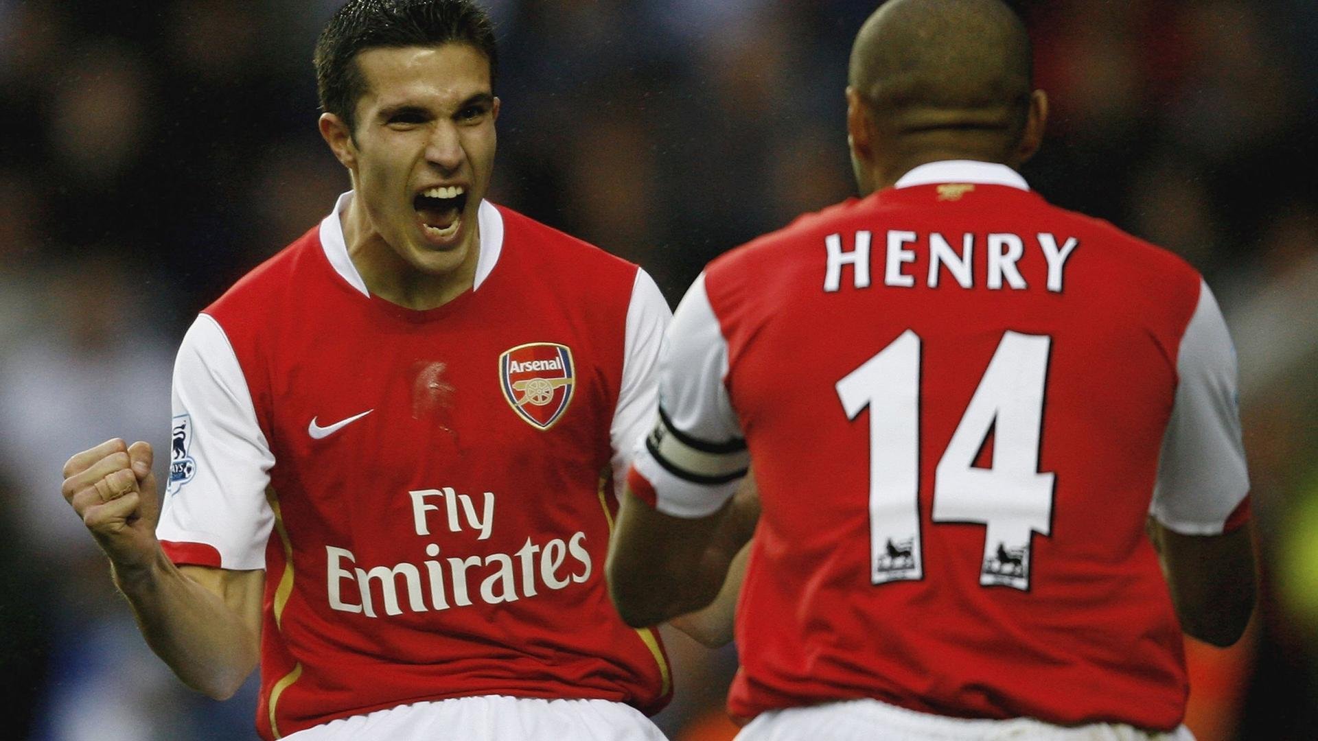 乐鱼体育在线下载-9000万磅买“低迷新星”?曼联冬窗3笔操作藏玄机,球迷:这账算得清吗!